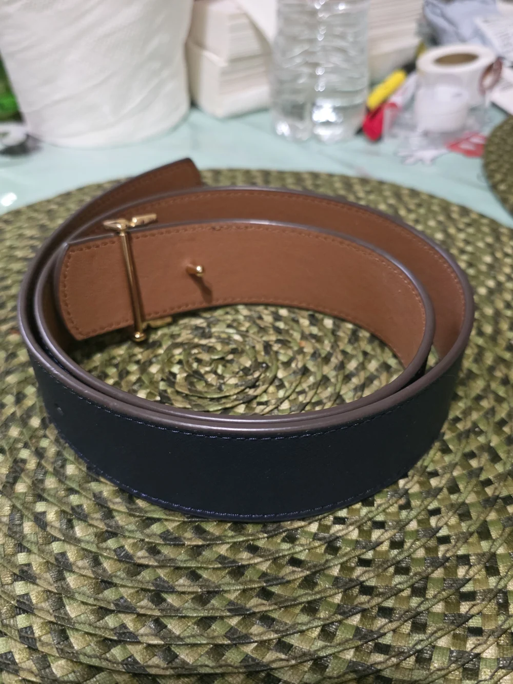 Women's Tan Leather reversible Belt with Gold Buckle Unbranded Used